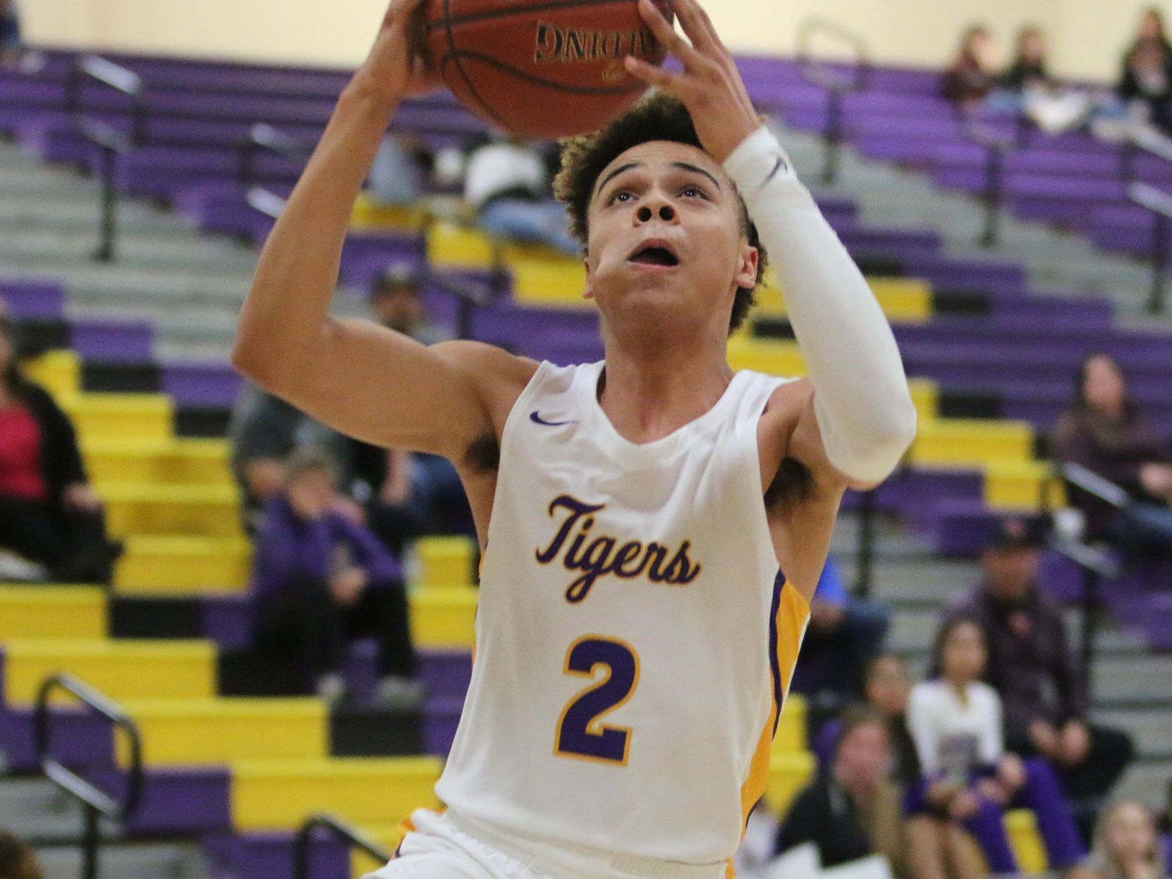 Tigers fight past shooting woes, down Miners